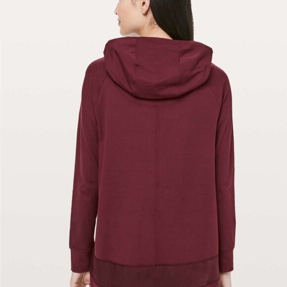 Lululemon Starting Place Hoodie Women’s Size‎ 8 Garnet Red Pullover W3ABWS - Picture 2 of 8